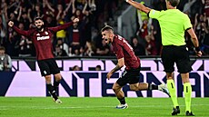 Mat�j Ryne� za�izuje druhou spar�anskou branku.