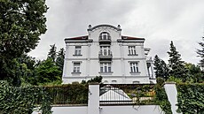 Vila na praských Vinohradech se prodává za tvrt miliardy korun. (30. ervence...