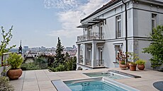 Realitní kancelá� Svoboda & Williams inzeruje na svém webu vilu z roku 1906....