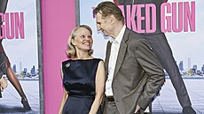 Pamela Andersonová a Liam Neeson na premiée filmu Bláznivá stela (New York,...