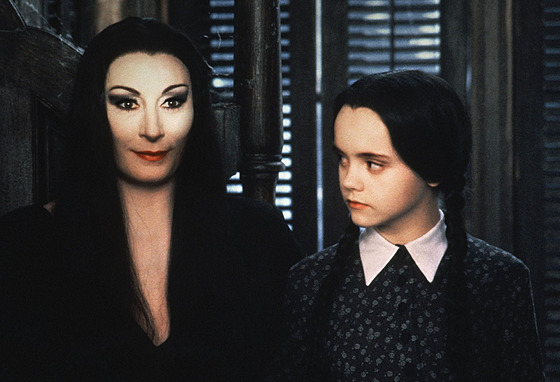 Christina Ricci jako Wednesday ve filmu Addamsova rodina z roku 1991.Role...