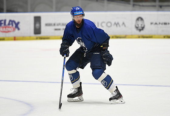 Jan Piskáek na tréninku hokejového Kladna