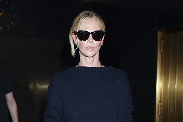 Neohrožená. Rolím obětuje Charlize Theronová tělo i duši. Slaví padesátku