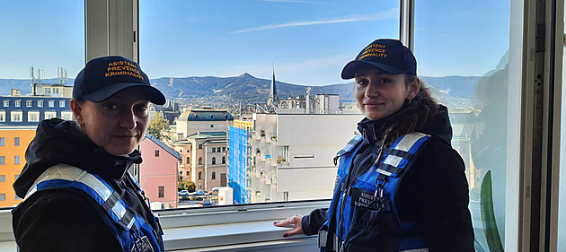 Msto si asistenty pochvaluje.