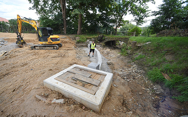 Park a rybník se Brtnici daří udržovat, zchátralý zámek na peníze čeká