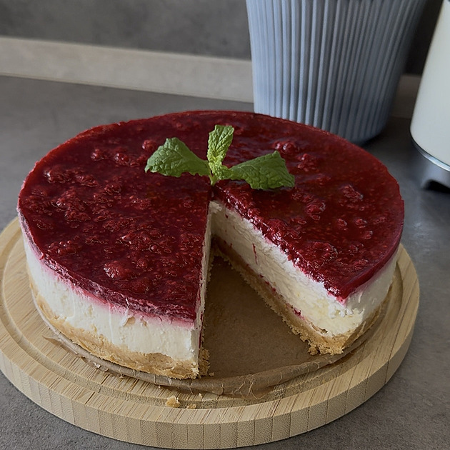 Nepečený malinový cheesecake podle Jindřicha Tona