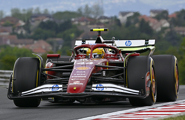 Noční můra sira Lewise. Minulost varuje, že cesty šampionů v F1 nekončívají šťastně