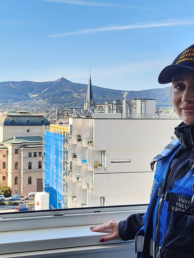 Msto si asistenty pochvaluje.