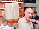 Ve kolicm centru pivovaru Bernard zskaj dovednosti a znalosti zanajc...