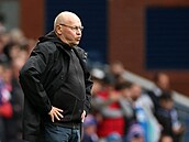 Trenér Plzn Miroslav Koubek bhem zápasu proti Rangers