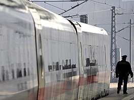 Nmecko, vlak, ilustraní foto. (4. bezna 2011)