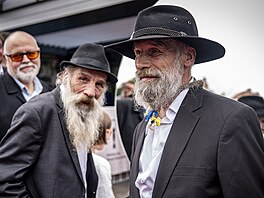 Ondej a Frantiek Kliíkovi jako hlavní hrdinové dokumentu Radji zeílet v...