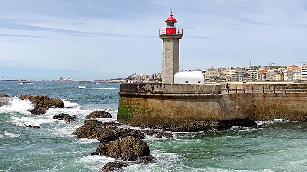 P�i �st� �eky Douro do oce�nu stoj� hned t�i maj�ky.
