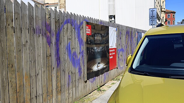 Velk hluk obtuje obyvatele a nvtvnky centra Brna. Souvis s pracemi na stavb Jankova kulturnho centra. (srpen 2025)