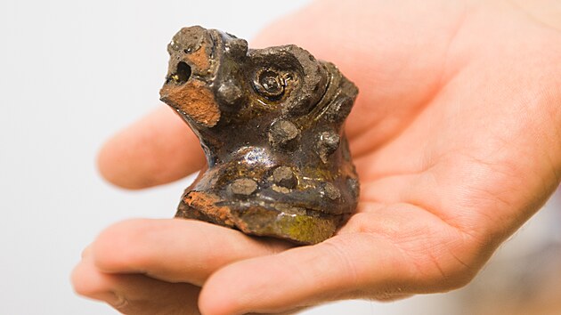 Historick artefakt, nalezen archeology v Brn pi vzkumu bhem stavby...