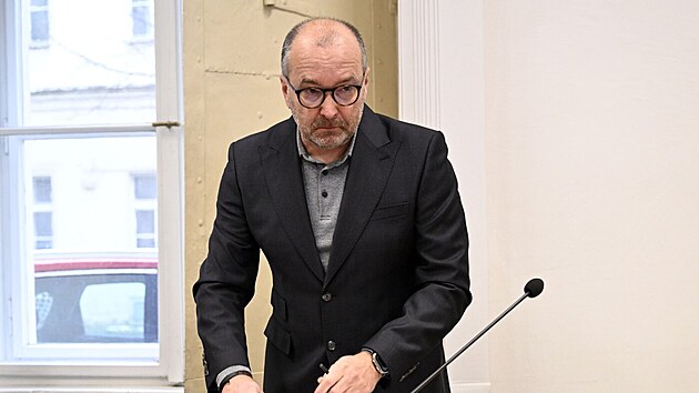 Rostoucí trhliny statik bagatelizoval, podmínka za zřícení budovy v Praze platí