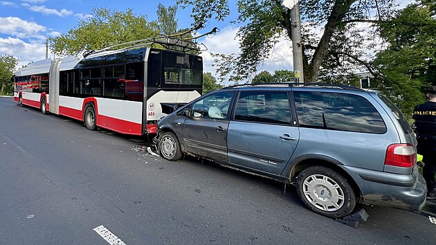 Ústí nad Labem'de arabanın sürücüsü bir troleybusla çarpışmadan sonra öldü