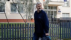 Právník Miroslav Jansta po zaplacení kauce opustil vazební v�znici na Pankráci....