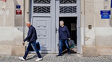 Právník Miroslav Jansta po zaplacení kauce opustil vazební v�znici na Pankráci....