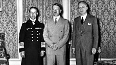 Adolf Hitler, Joachim von Ribbentrop, Erich Raeder
