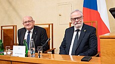 Místopedseda Senátu Jií Oberfalzer z ODS a místopedseda Senátu za ANO...