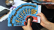 Kapela Monopól zahrála na happeningu k desátému ro�níku hudebního festivalu...