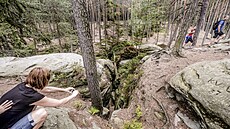 Toulovcovy Ma�tale u Prose�e na Chrudimsku jsou tvo�eny soustavou skalnatých...