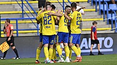 Fotbalisté Zlína slaví gól do sít� Mladé Boleslavi.