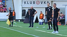 Plzeský trenér Miroslav Koubek a kou  Slovácka Jan Kameník sledují své...