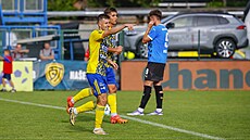 Fotbalisté Zlína se radují z gólu do sít� Mladé Boleslavi.