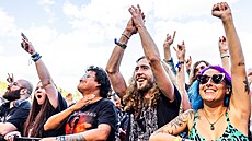 Fanou�ci kapely Ne Obliviscaris na festivalu Brutal Assault (6. srpna 2025)