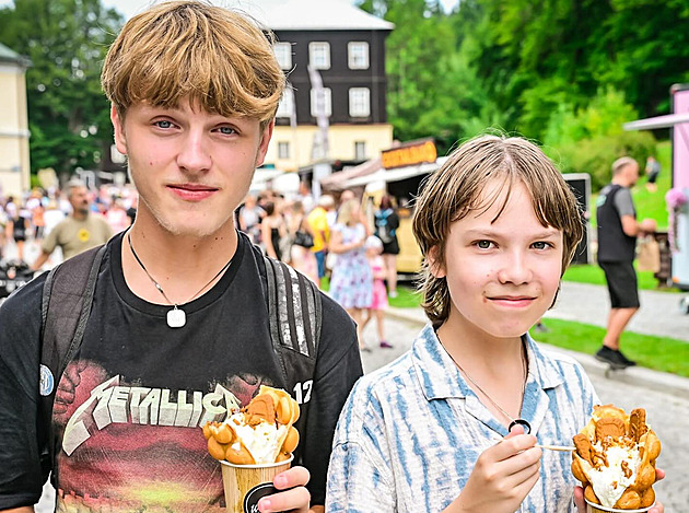 Tisíce lidí na gastrofestivalu v horských lázních. Nevhodná monstr akce, tvrdí kritici