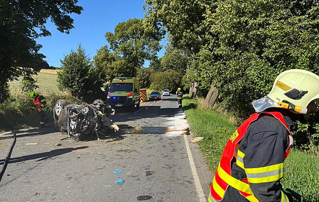Na Bruntálsku se stala váná dopravní nehoda, pi ní jeden mladík na míst...