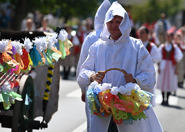 „My sme pobožní pútníci!“ Bojkovice po 200 letech vzkřísily dávné chytání kuruců