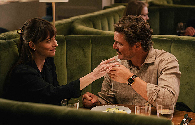 Útěk ze stínu Padesáti odstínů. Krásná Dakota Johnsonová obsadila naše kina