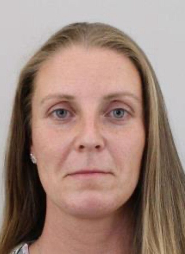 Tachovtí kriminalisté vyhlásili celostátní pátrání po jednaticetileté en s...