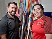 Japonská o�t�pa�ka Haruka Kitagu�iová a její trenér David Sekerák p�i tréninku...