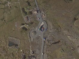 Satelitní snímek zachycuje zaízení na testovací stanici Pankovo na souostroví...