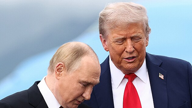 Americk prezident Donald Trump se vt s ruskm prezidentem Vladimirem Putinem v Anchorage na Aljace. (15. srpna 2025)