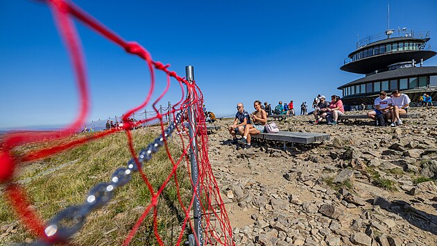Sn�ka za�ila za slunn�ho dne n�por turist� (13. srpna 2025).
