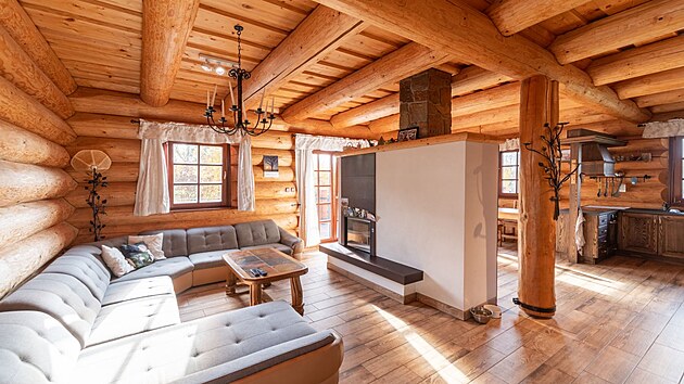 Prostorn� gau� pojme v�echny n�v�t�vy, jak ty d�tsk�, tak dosp�l�. 