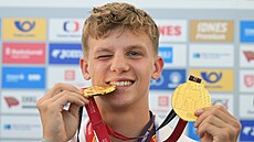 Juniorský mistr Evropy na 400 metr� p�eká�elk Michal Rada na setkání s noviná�i...