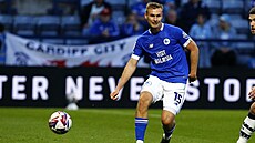 Sivert Mannsverk na hostování v Cardiffu.