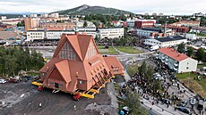 Dvoudenní pesun 113 let starého historického kostela dnes zaal ve védské...