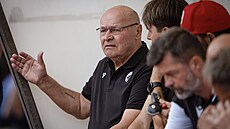 Plzeský trenér Miroslav Koubek bhem utkání na Dukle