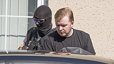 Policie zatýká aktéra v bitcoinové kauze Tomáe Jiikovského. (15. srpna 2025)