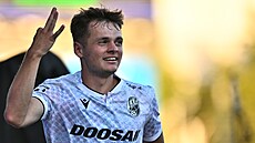 Plzeský útoník Denis Viinský slaví gólový hattrick proti Mladé Boleslavi.