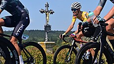 Cyklisté b�hem první etapy Czech Tour