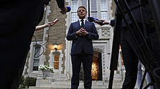 Francouzský prezident Emannuel Macron na sch�zi s americkým prezidentem...