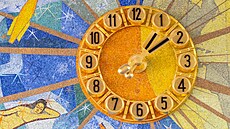 Mozaika v budov� pardubického vlakového nádra�í, 15. srpna 2025